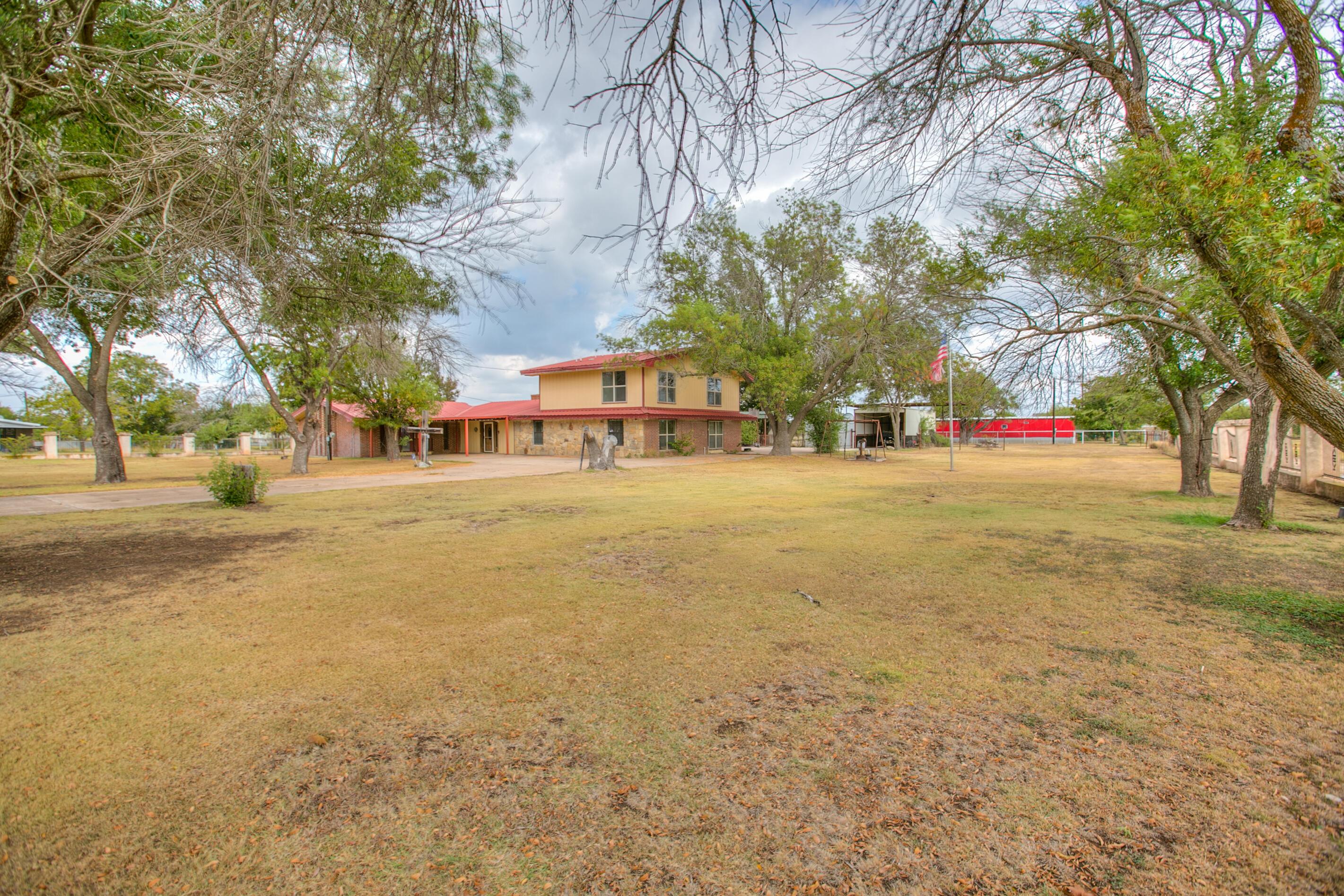 East St, Eldorado, TX 76936