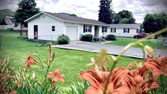Forren Ln, White Sulphur Springs, WV 24986