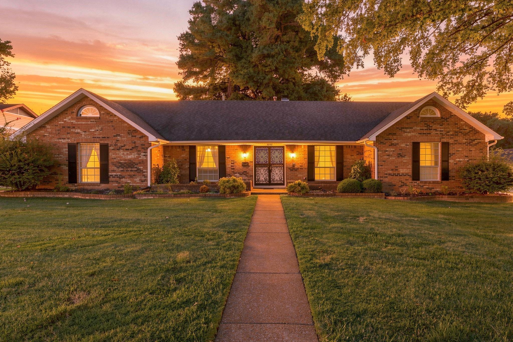 Sycamore View Rd, Bartlett, TN 38134