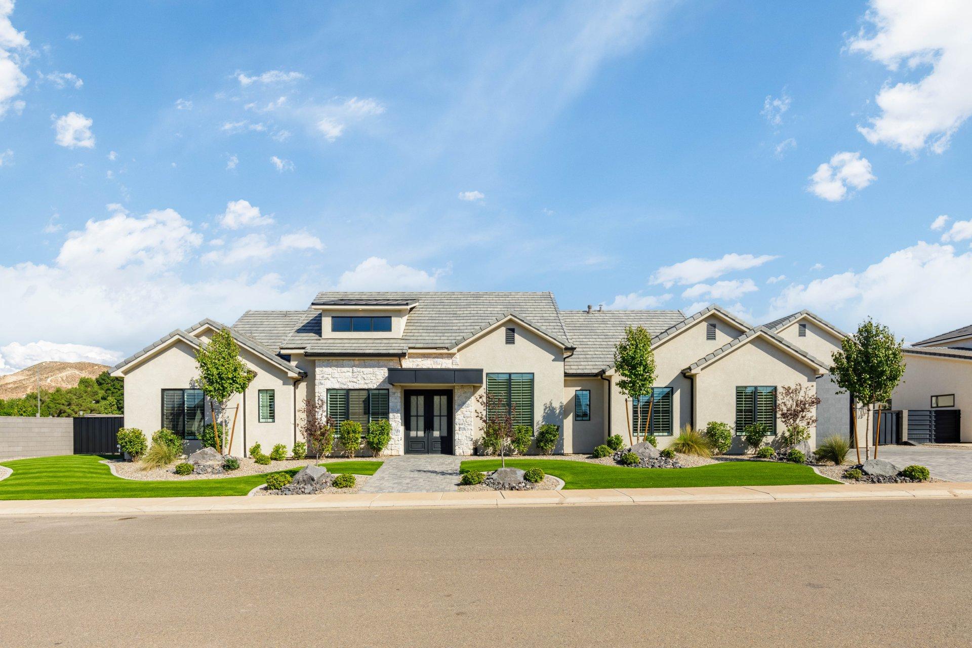 S Cora Dr, Washington, UT 84780