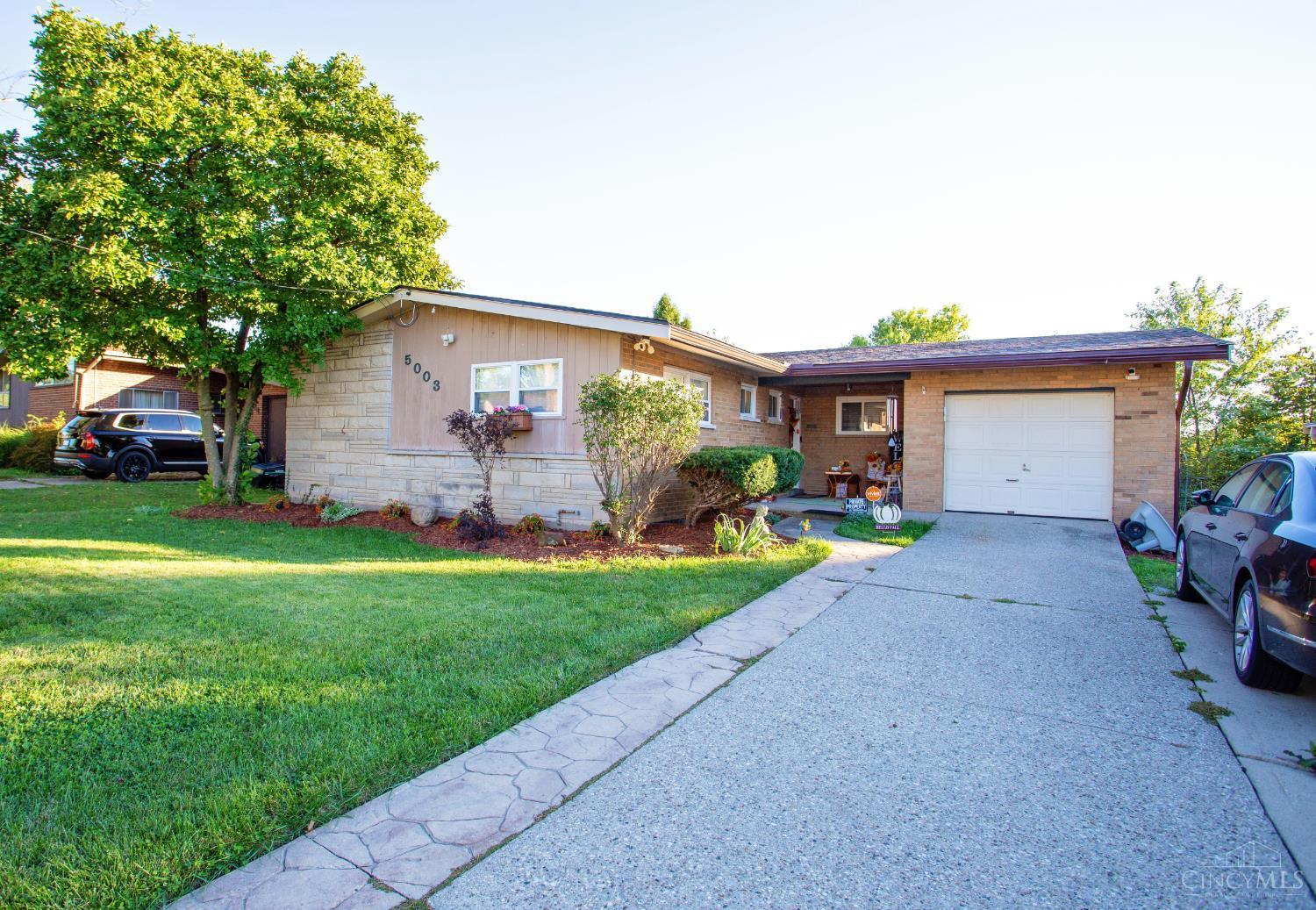 Mount Alverno Rd, Cincinnati, OH 45238