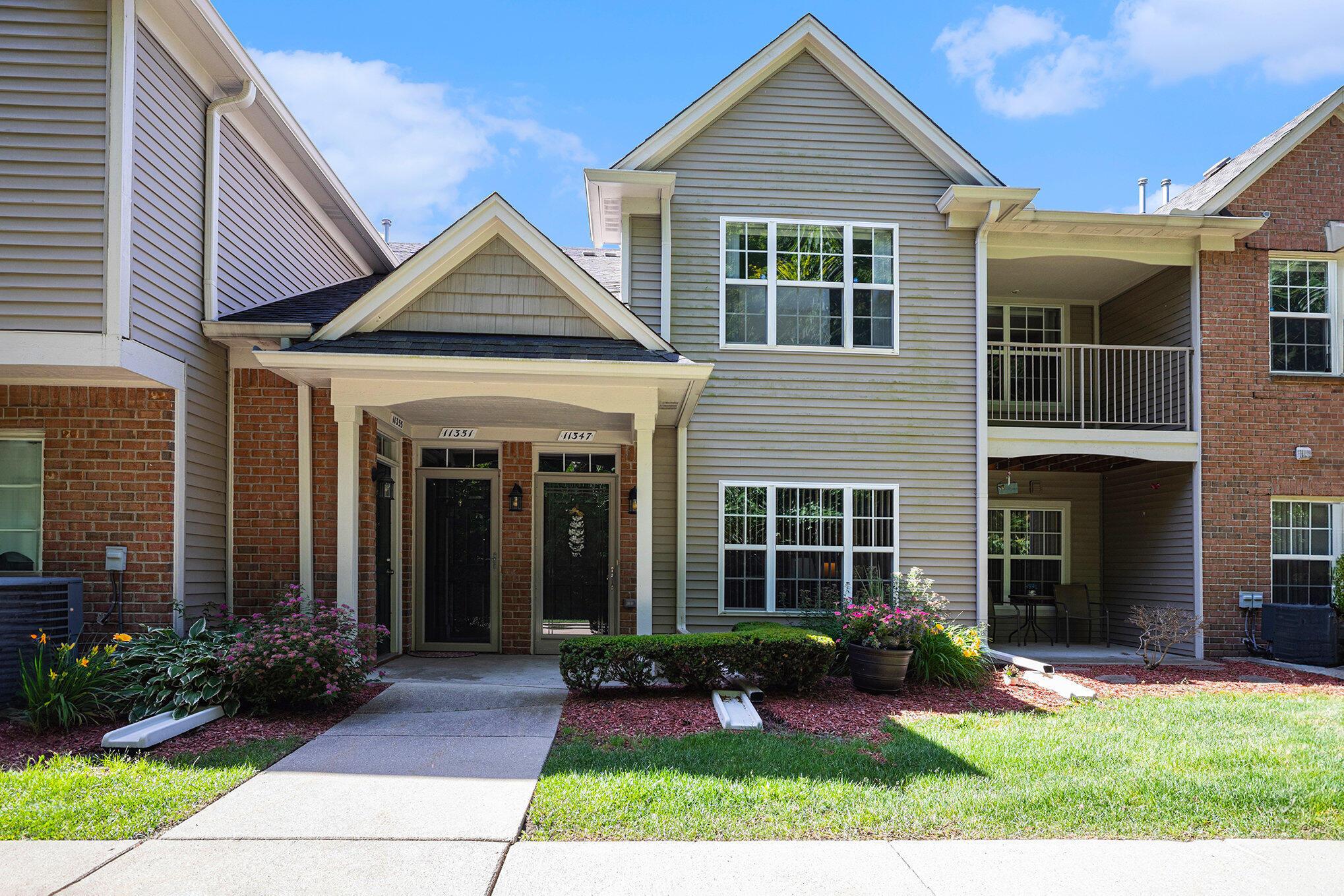 N Woods Dr, Shelby Township, MI 48317