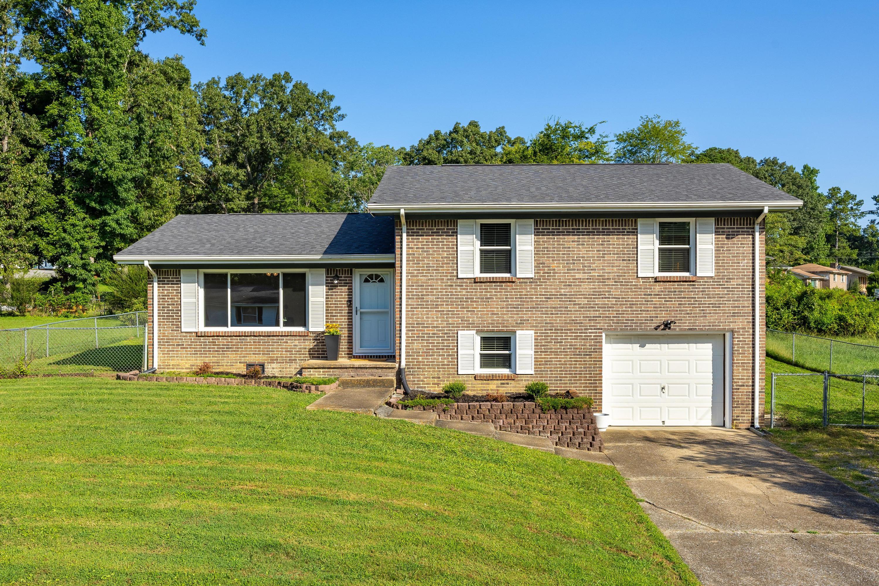 Foster Dr, Ringgold, GA 30736
