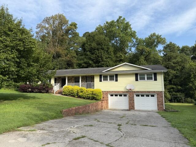 Mountain Brook Dr, Dalton, GA 30720