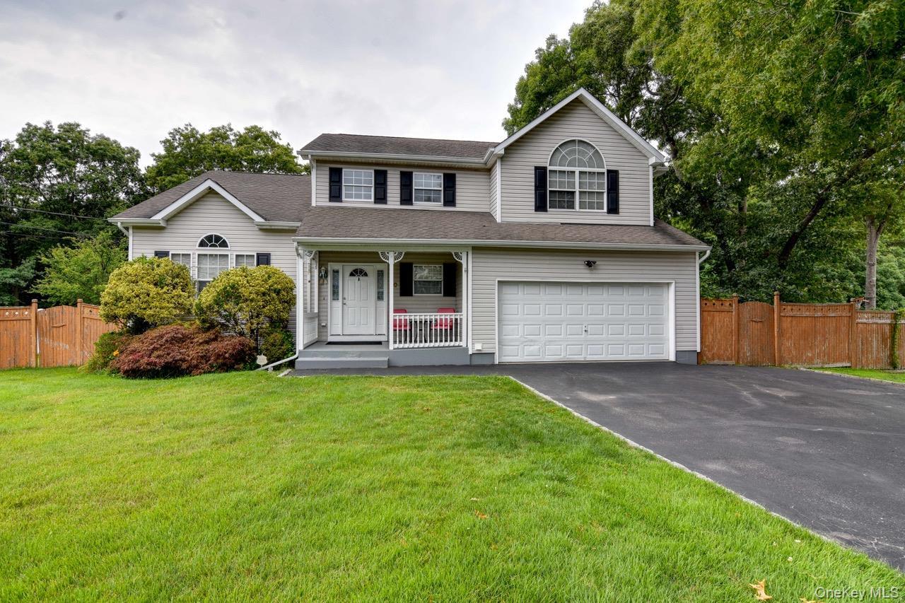 1st Ave, Holtsville, NY 11742