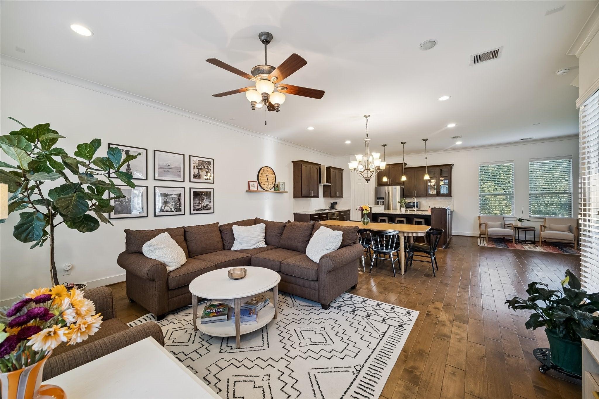 Beasley Hills Ln, Houston, TX 77008