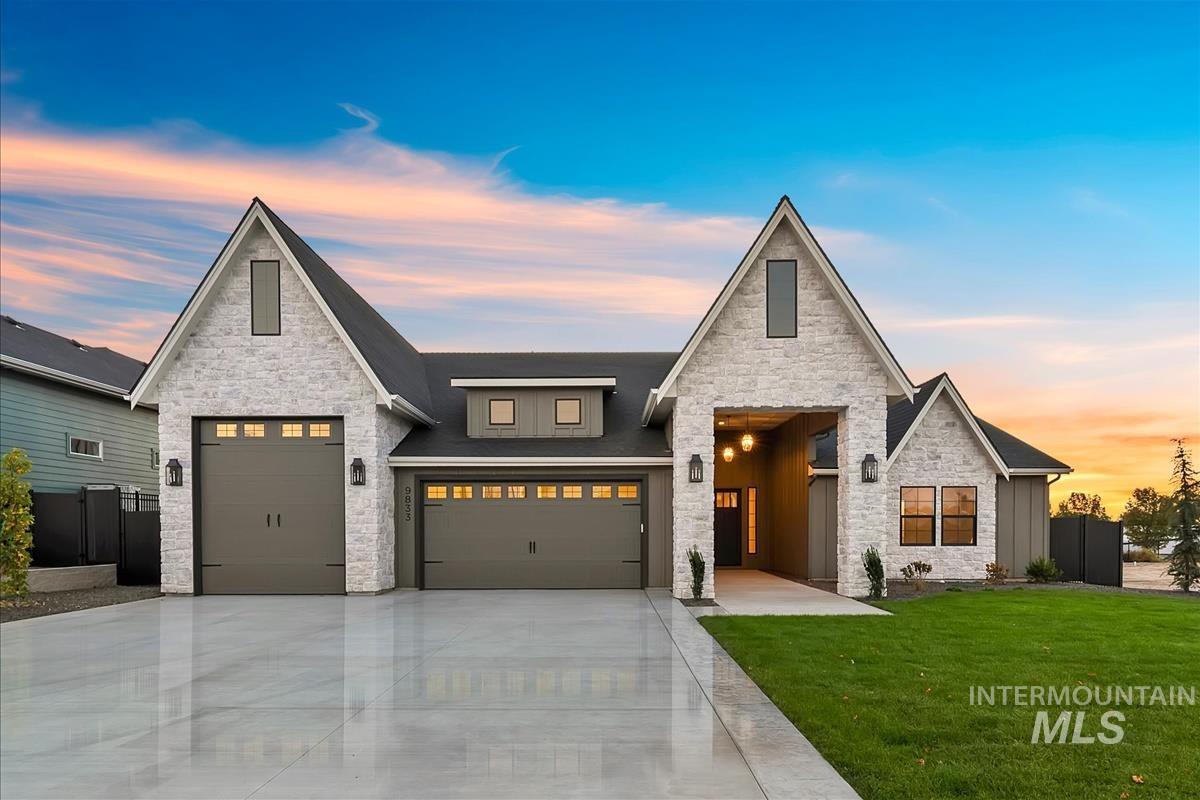 S Peregrine Falcon Ave, Nampa, ID 83686