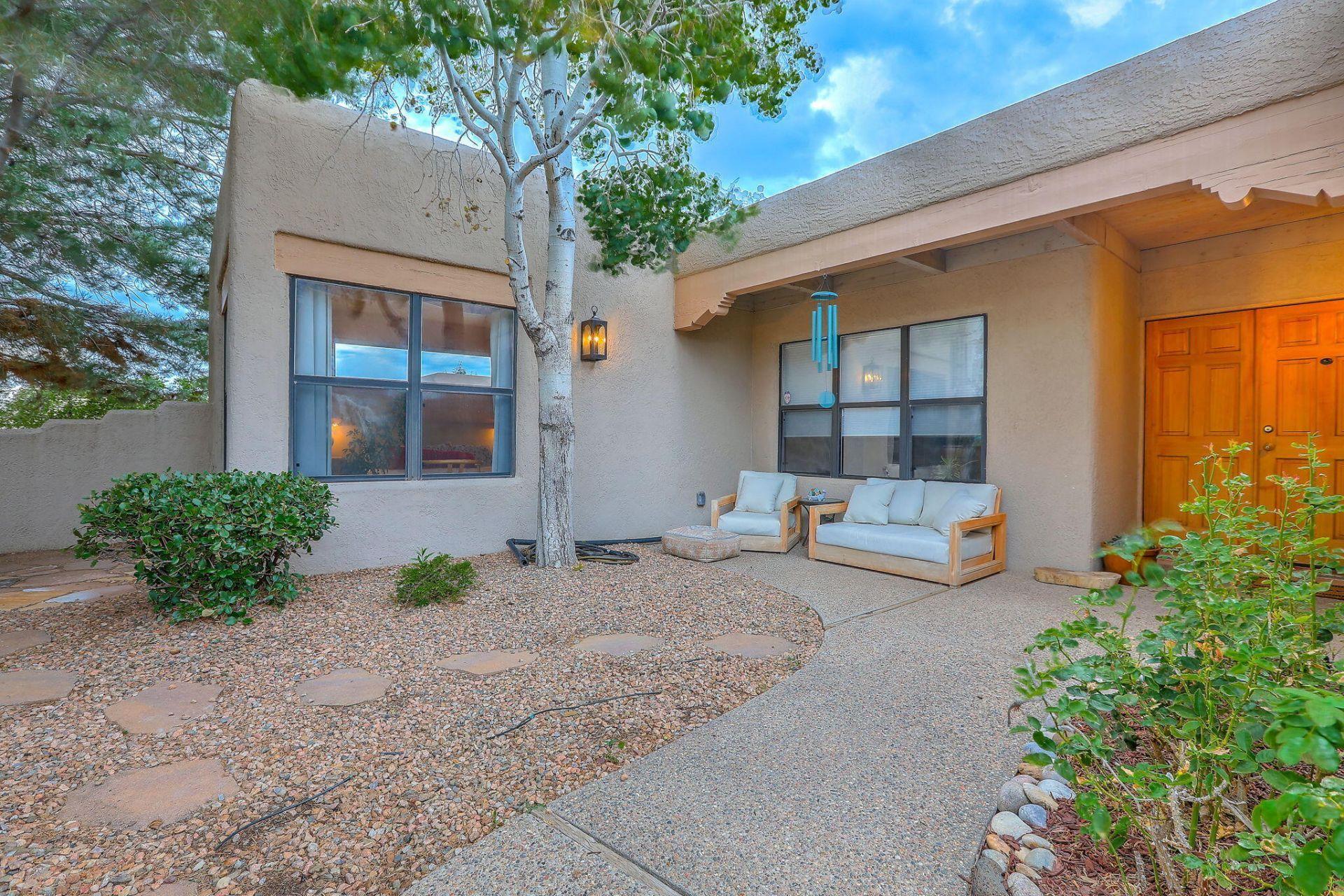 Wolfberry Pl Ne, Albuquerque, NM 87122