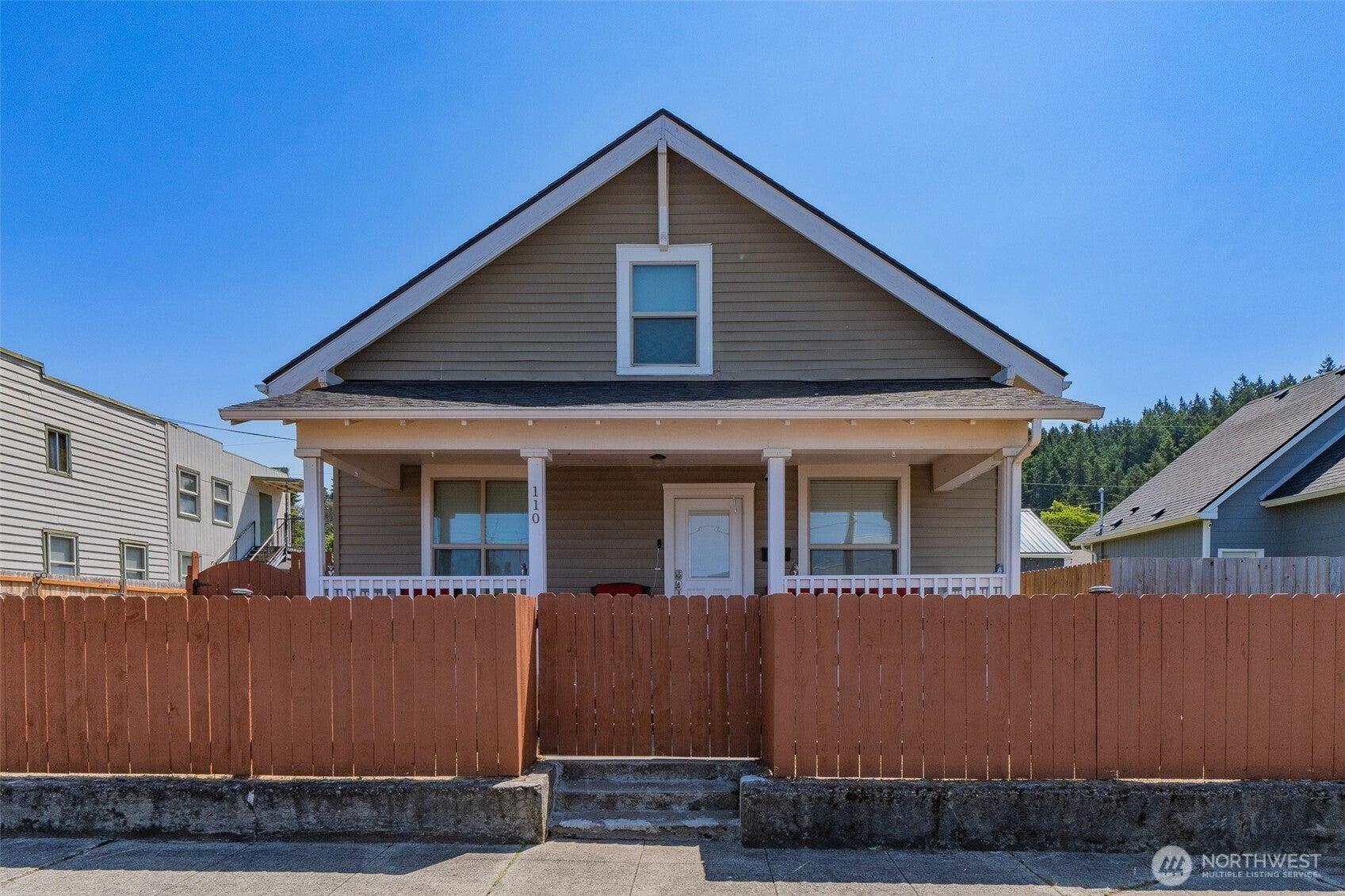 S Gold St, Centralia, WA 98531