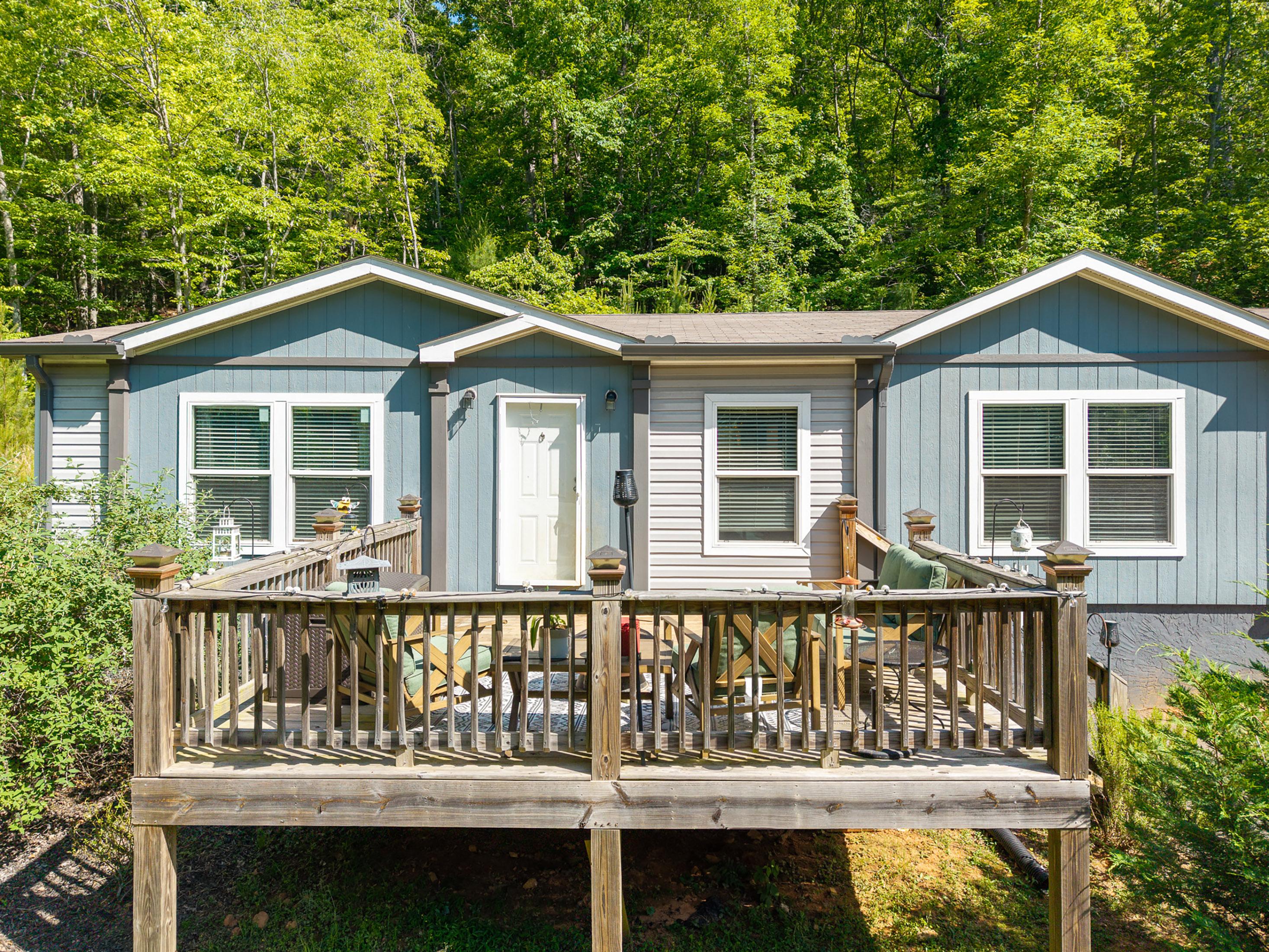 Rose Wood Ln, Ellijay, GA 30540