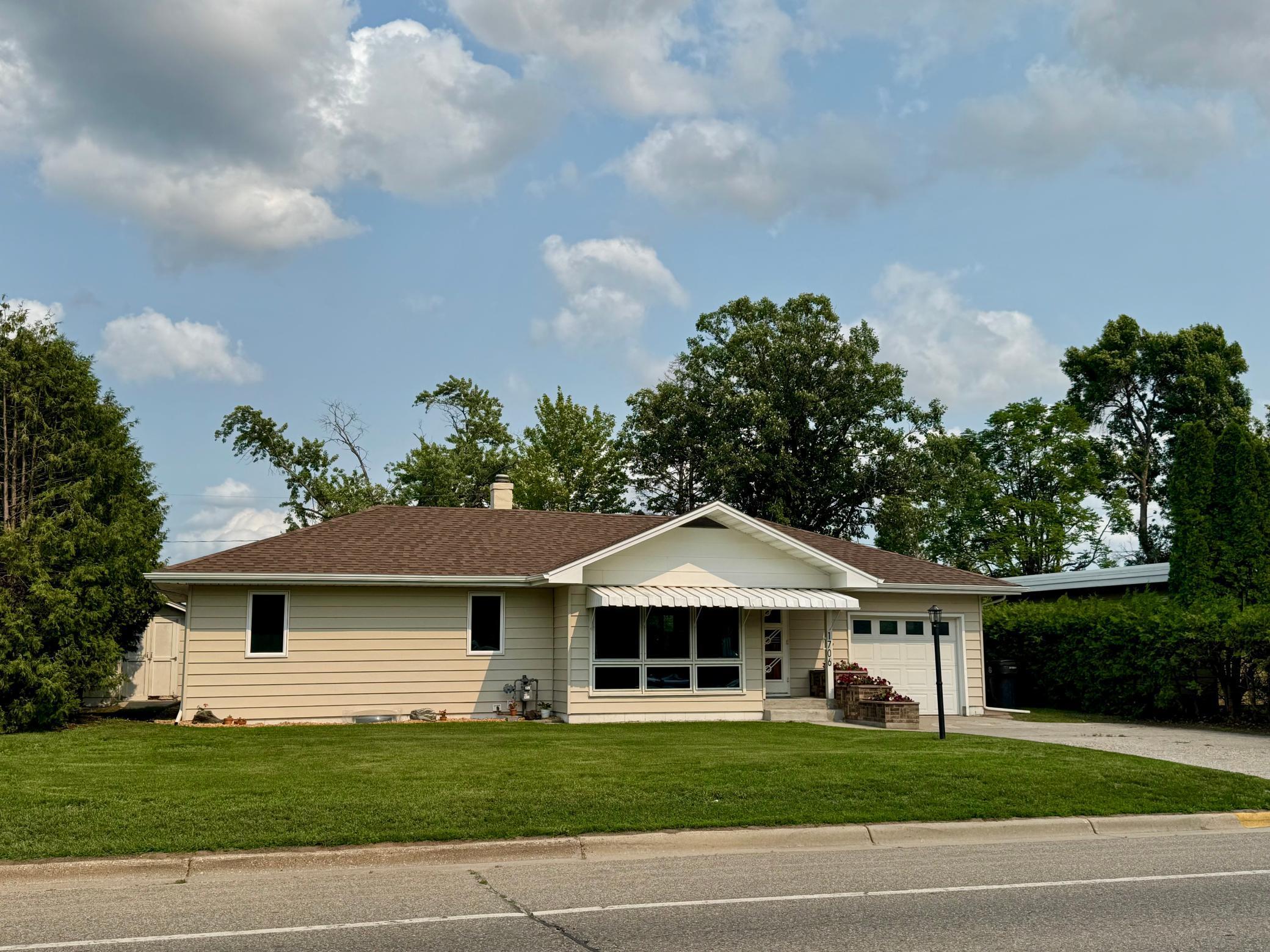 Irvine Ave Nw, Bemidji, MN 56601