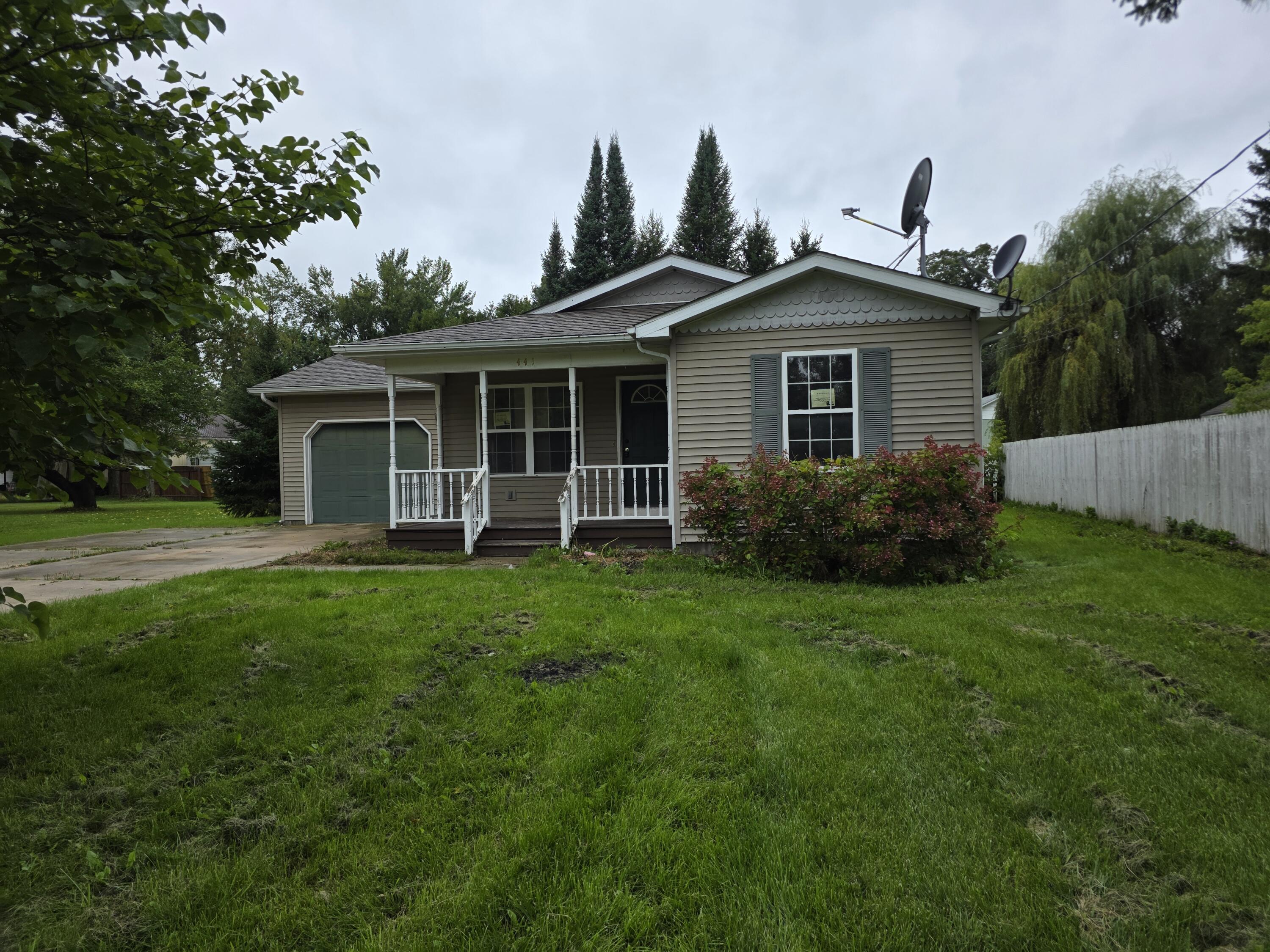 N Elizabeth, Hillman, MI 49746