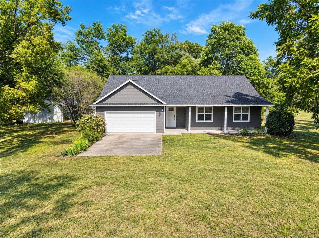 Elmwood Ln, Noel, MO 64854