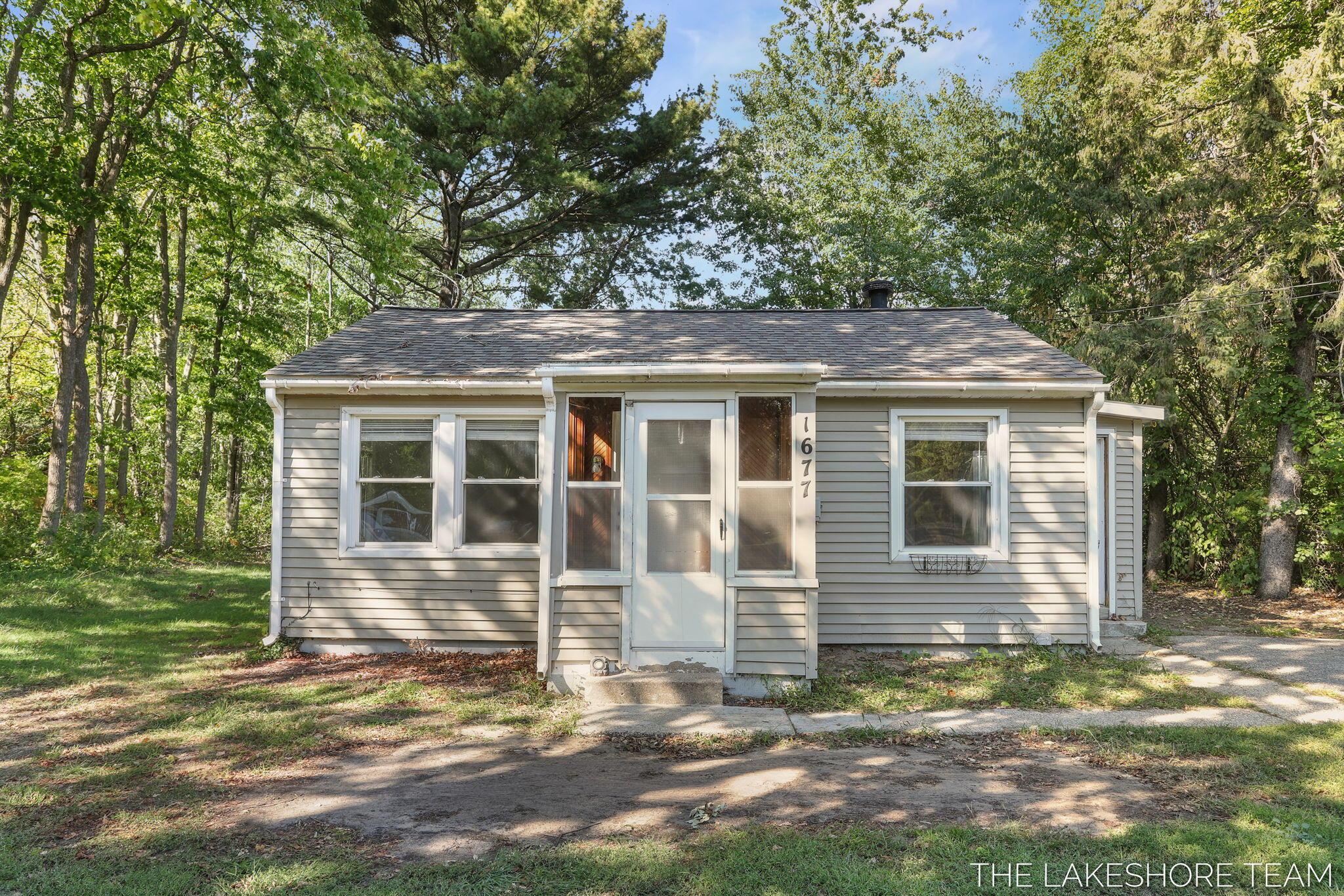 W Lakewood Blvd, Holland, MI 49424