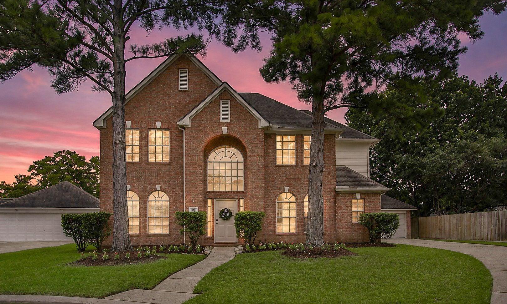 Spring Path Ct, Tomball, TX 77377
