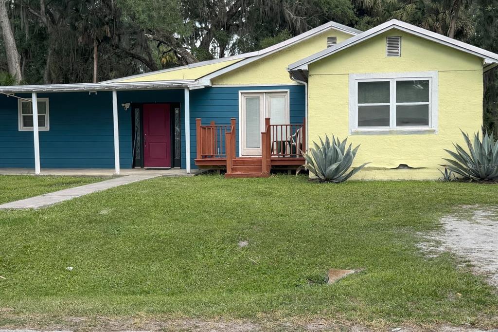 Cr 426a, Lake Panasoffkee, FL 33538
