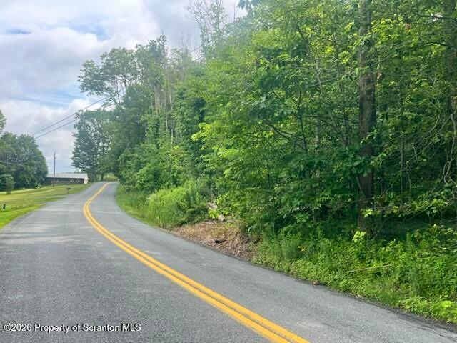 Maplewood Rd, Lake Ariel, PA 18436