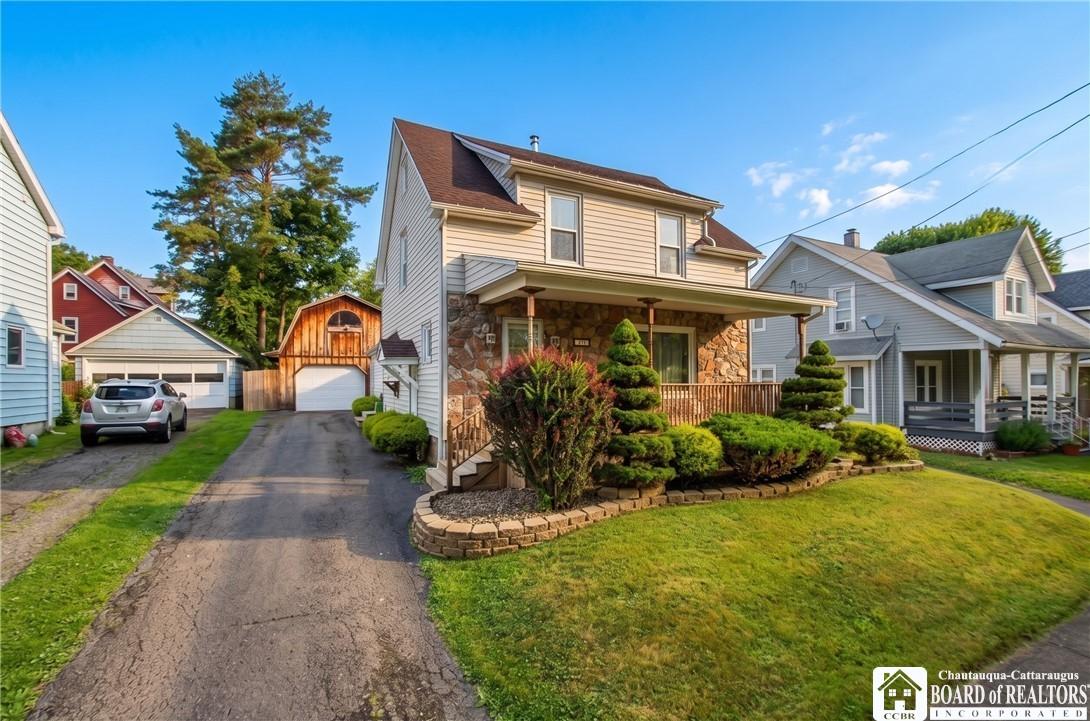 Howard St, Jamestown, NY 14701