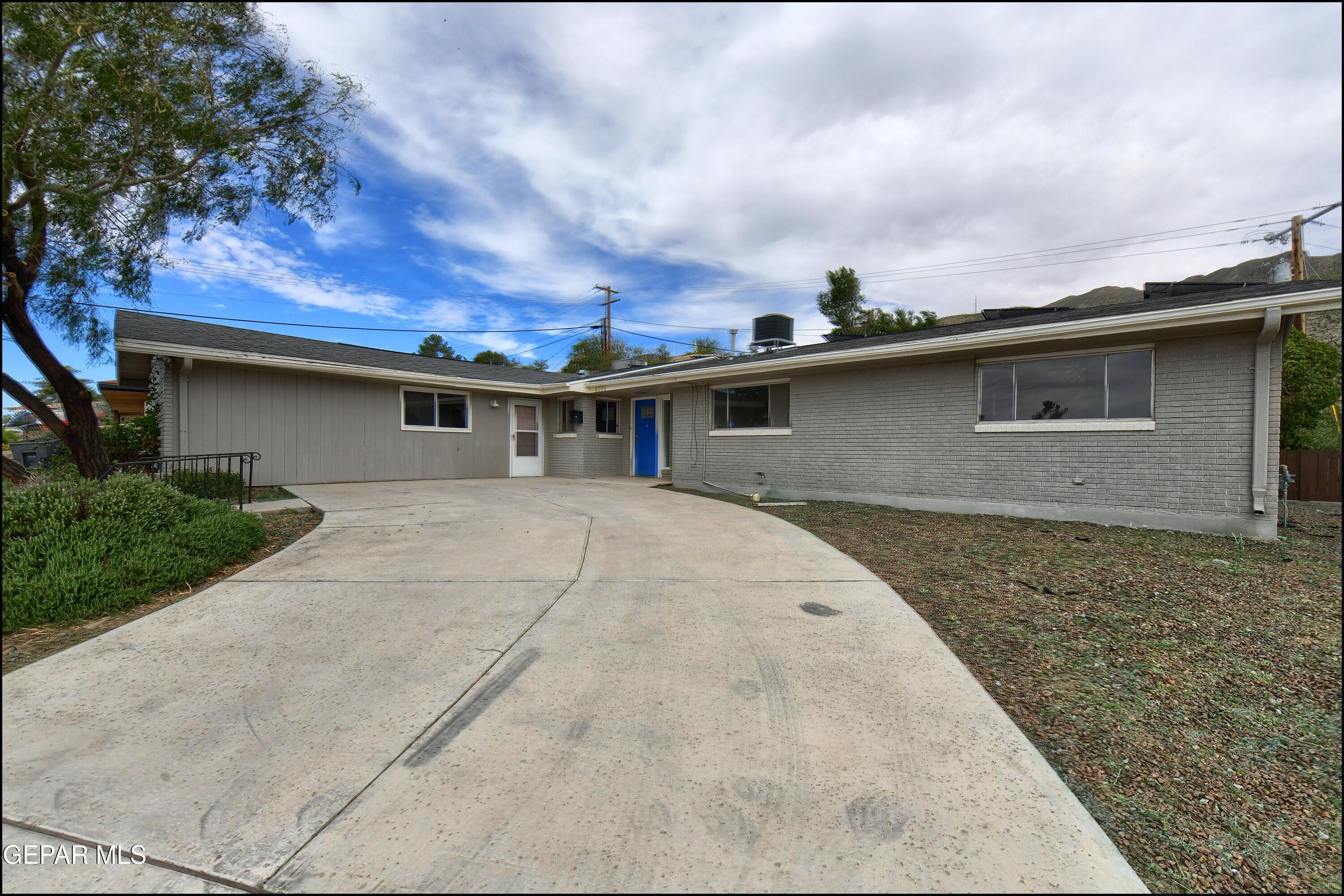 Santa Anita Dr, El Paso, TX 79902