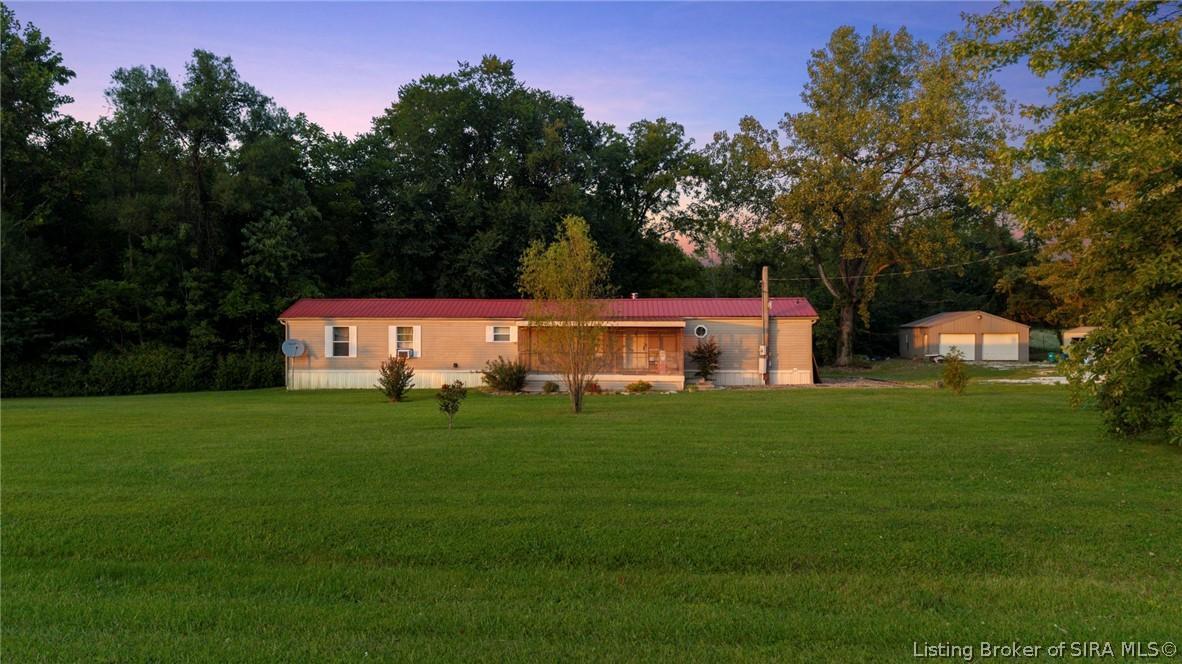 E Magnolia Rd, English, IN 47118