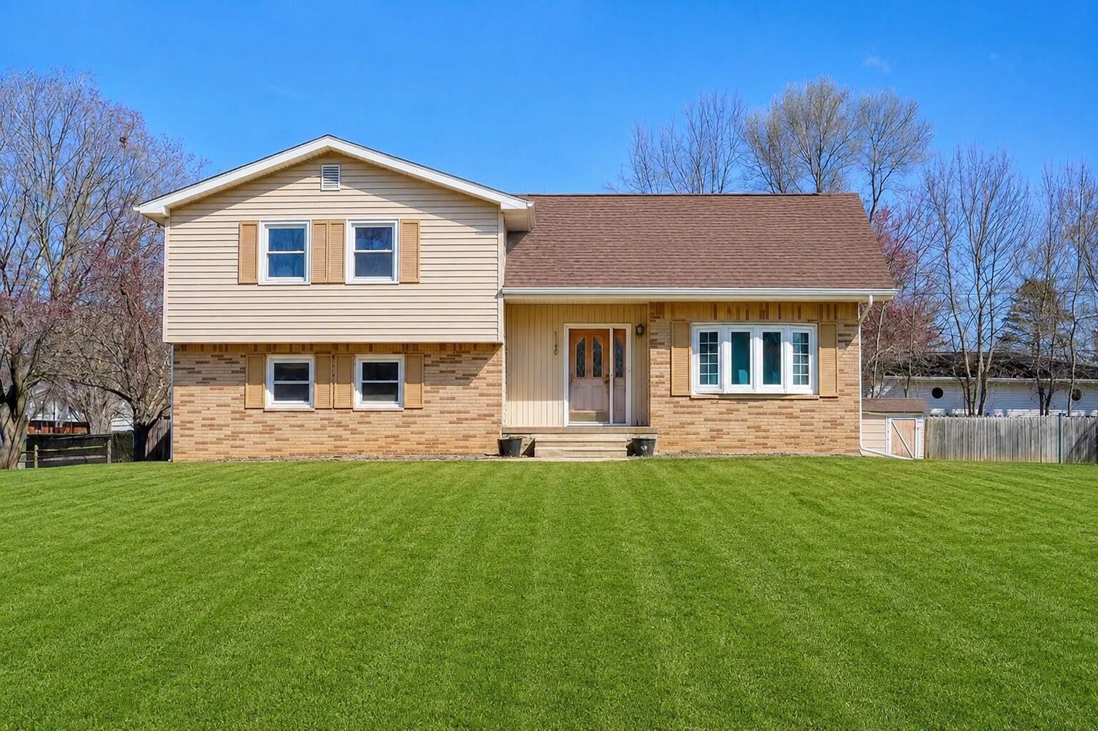 Ferndale Rd, Jackson, MI 49201