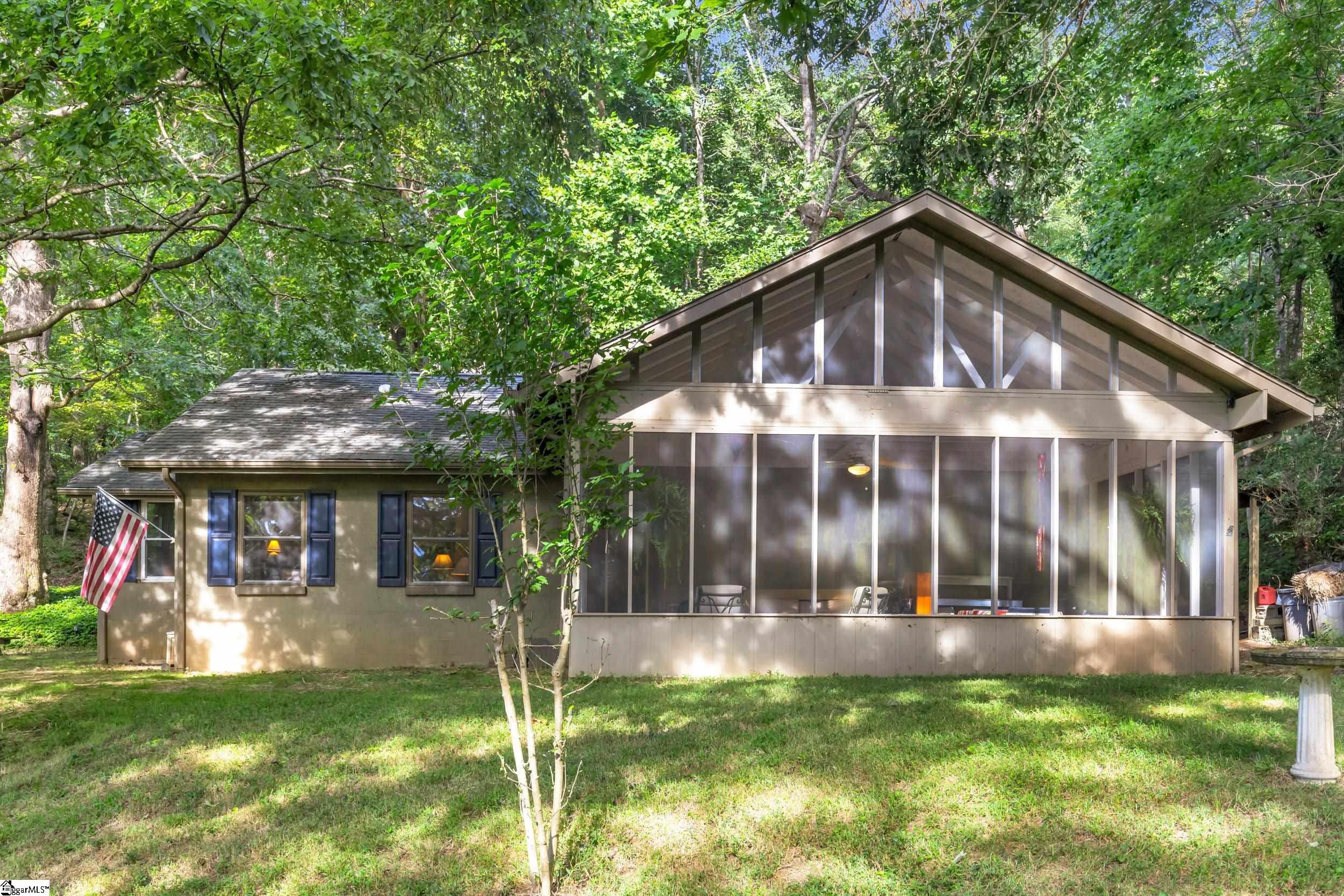 Skyuka Mountain Rd, Columbus, NC 28722
