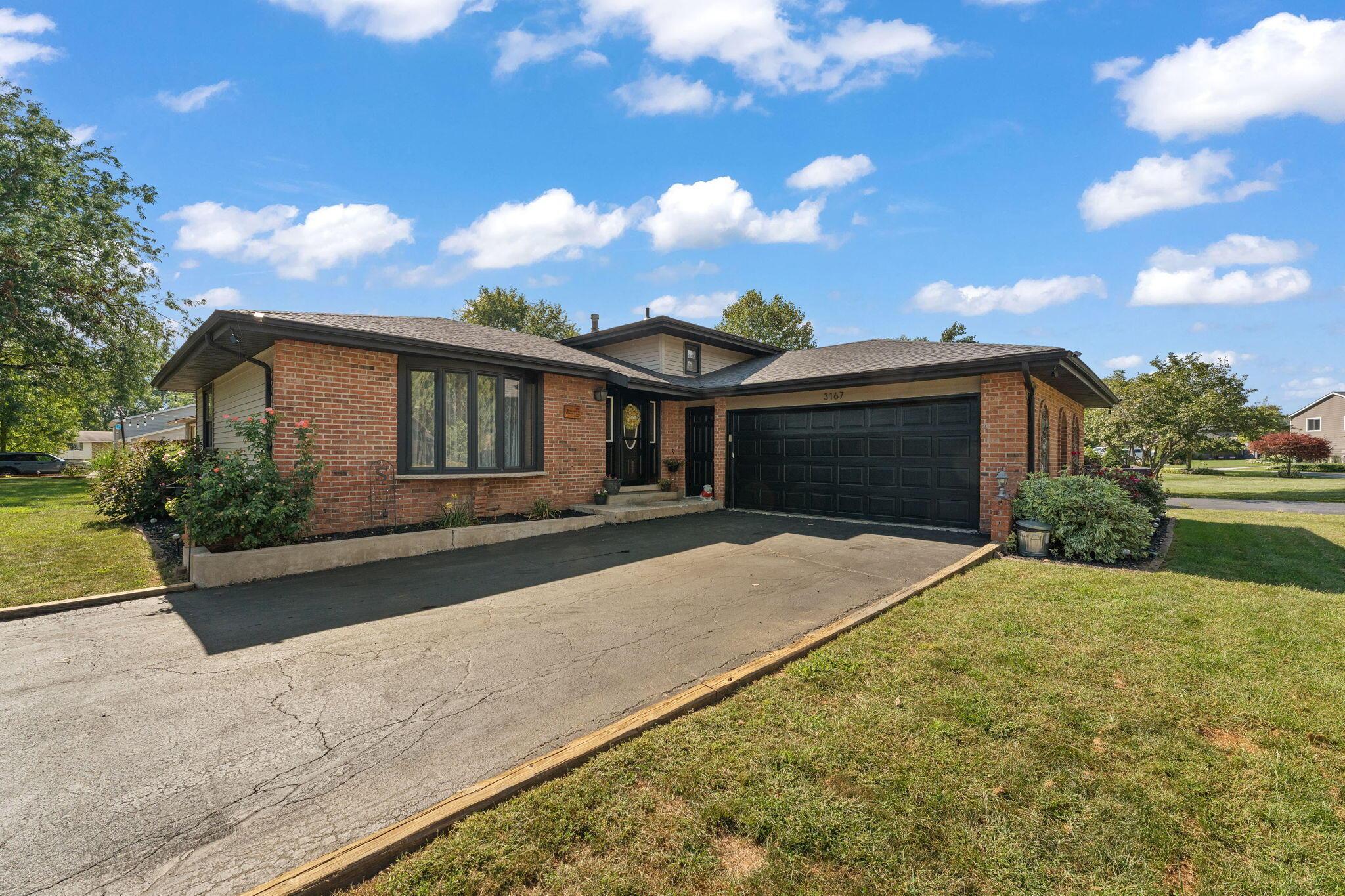 Westwind Ct, Crown Point, IN 46307