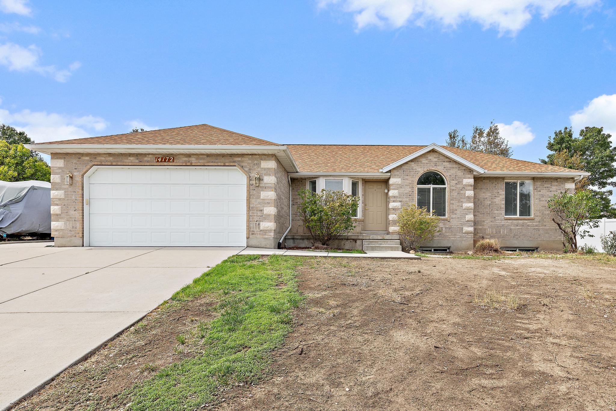 S Mill Canyon Peak Dr, Riverton, UT 84096