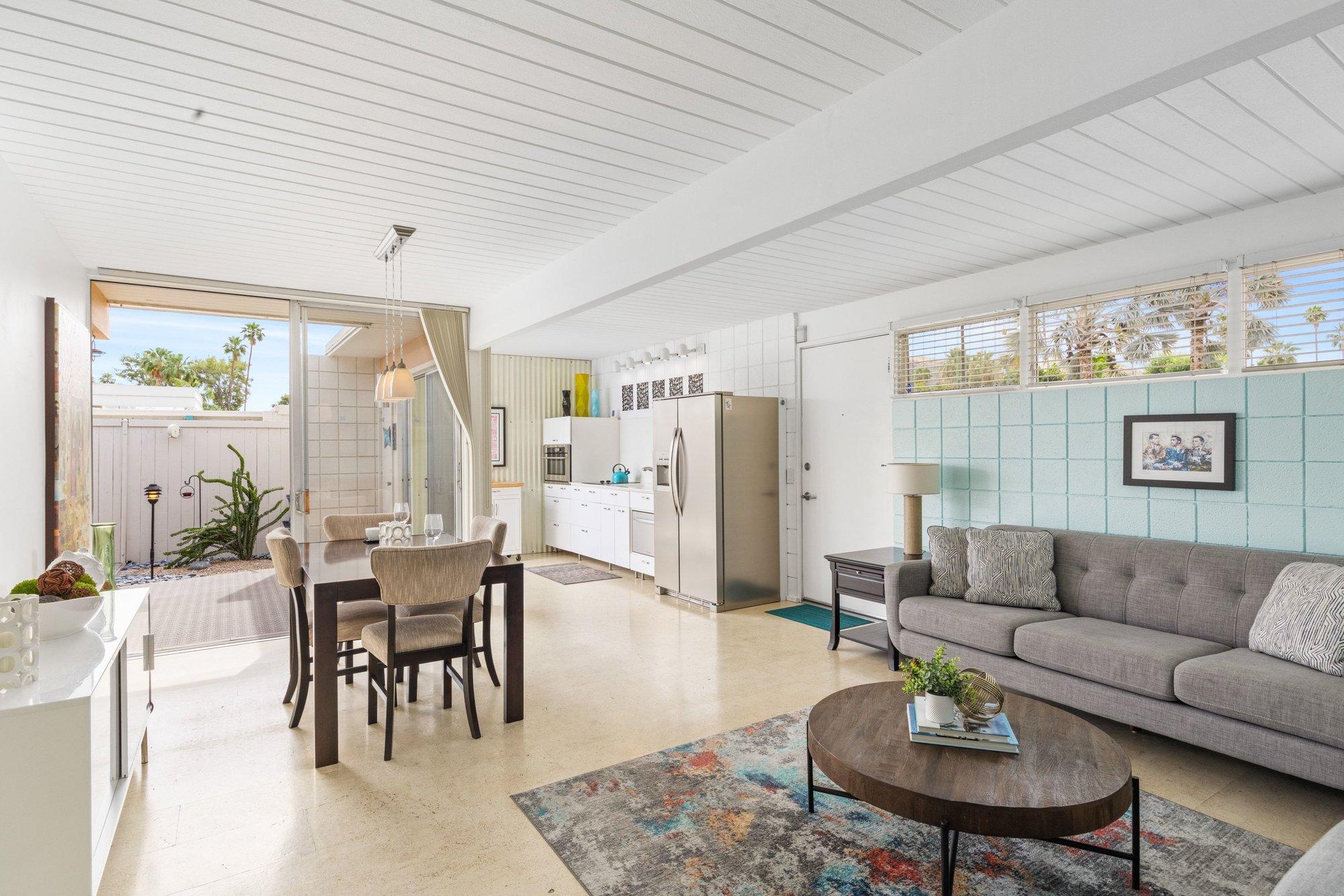 E Palm Canyon Dr, Palm Springs, CA 92264