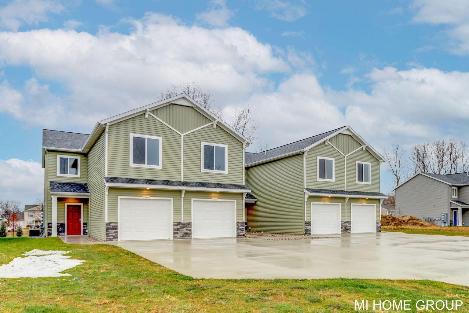 Signature Dr, Holland, MI 49424