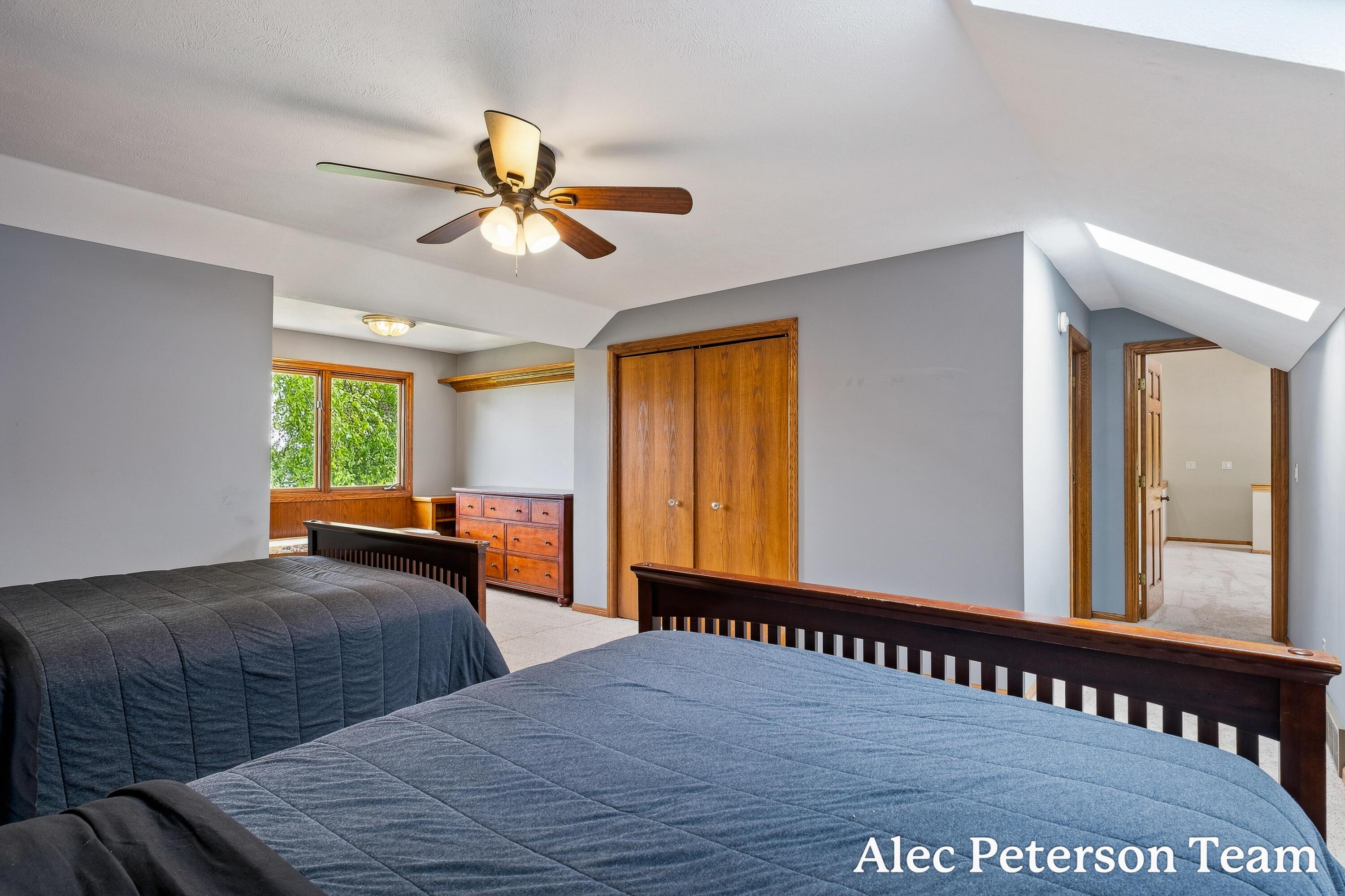 8th Ave Sw, Byron Center, MI 49315