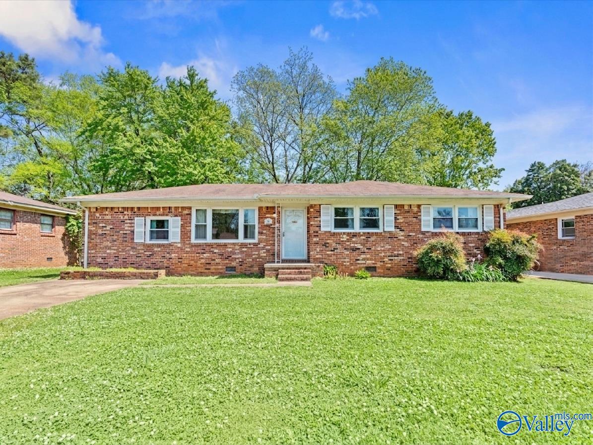 Jack Coleman Dr Nw, Huntsville, AL 35805