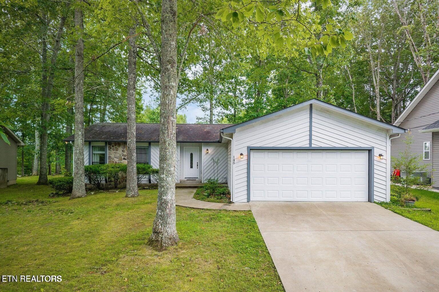 Anglewood Dr, Crossville, TN 38558