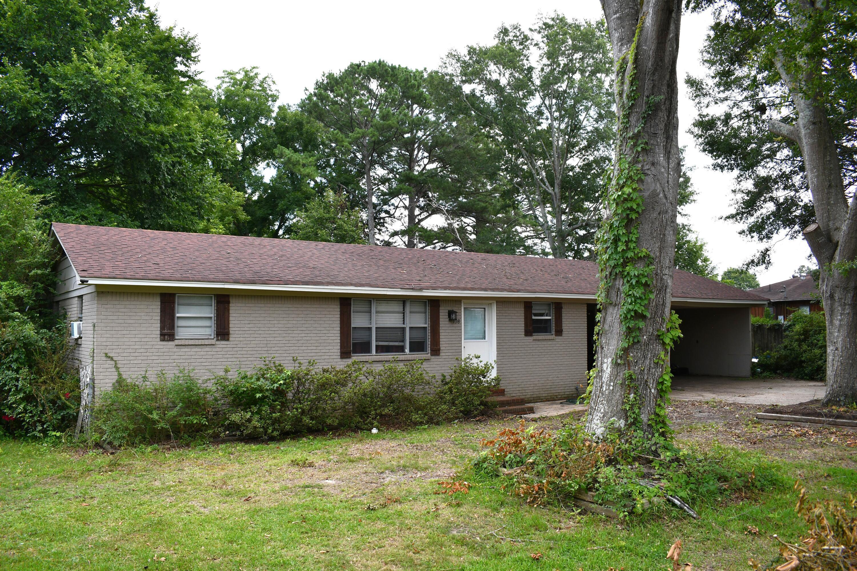 Rogers Dr, Nettleton, MS 38858