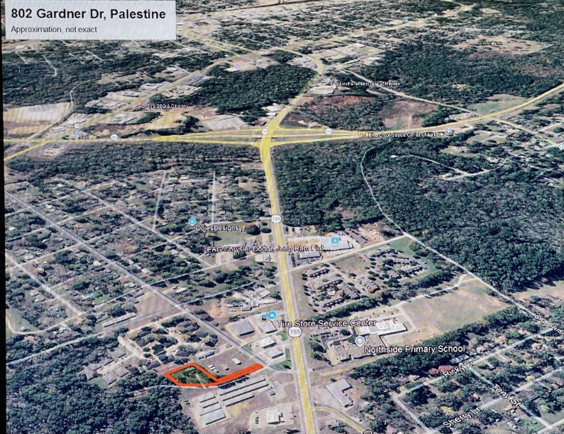 Gardner Dr, Palestine, TX 75803