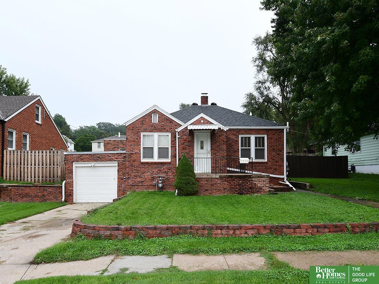 N 56th St, Omaha, NE 68104