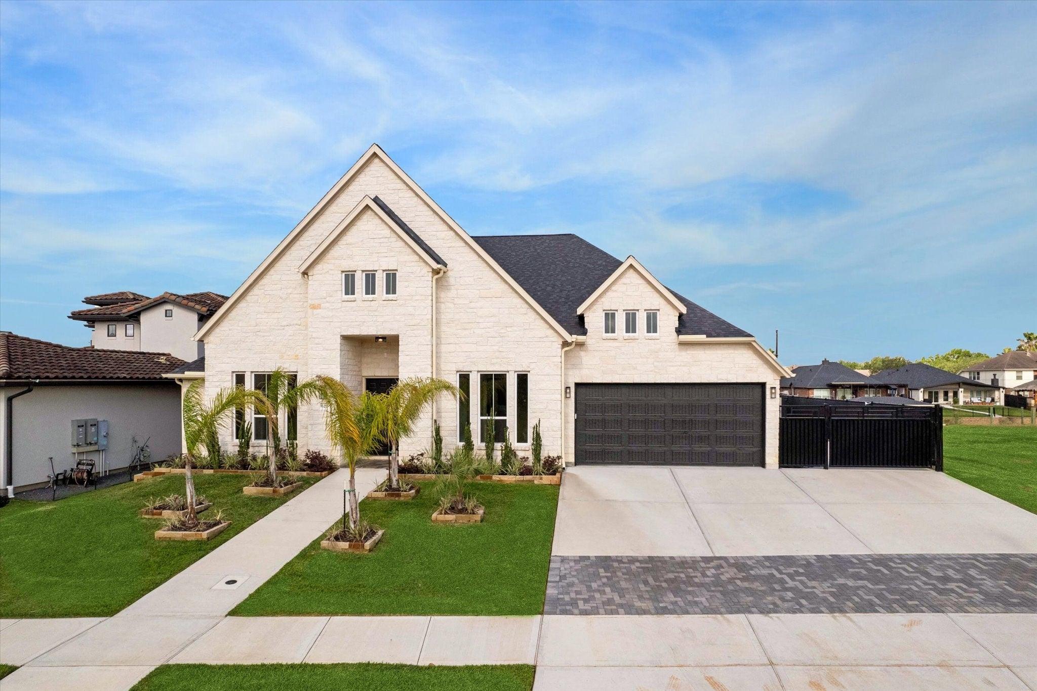 Appia Dr, Kemah, TX 77565
