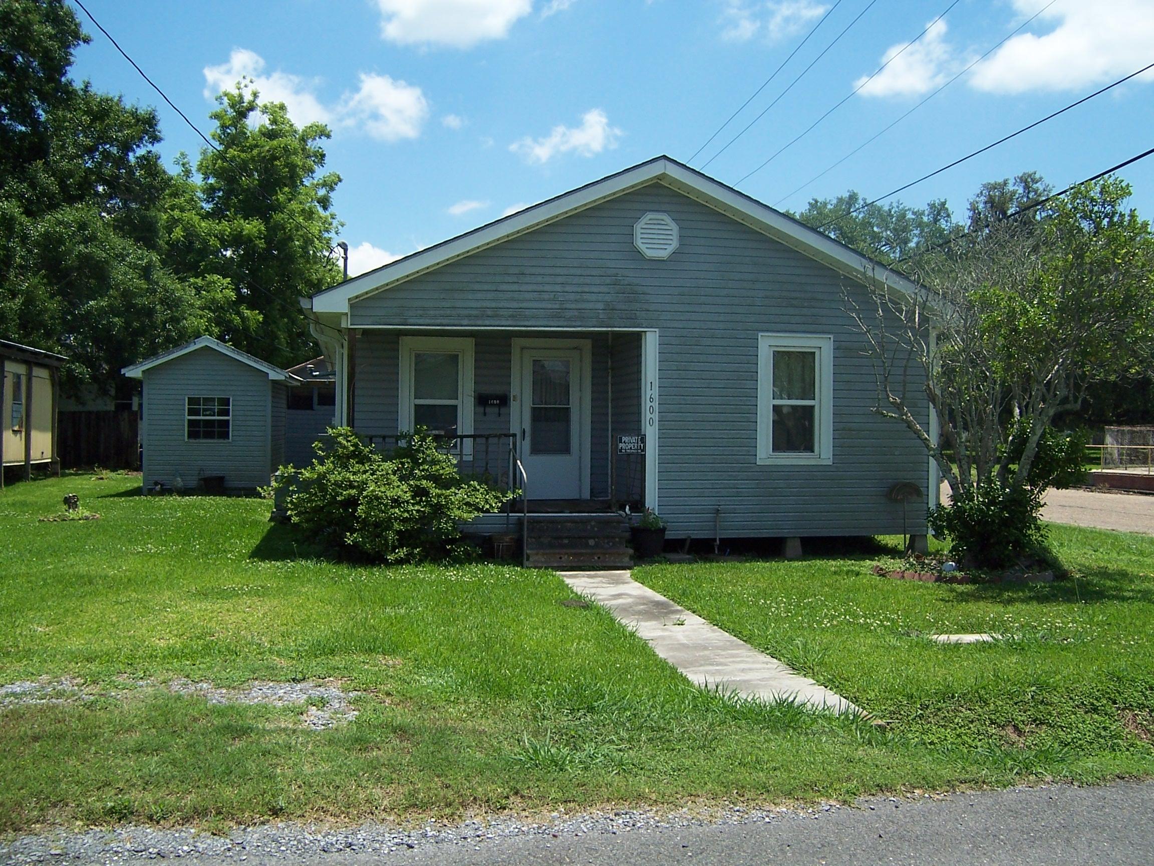 Elm St, Franklin, LA 70538