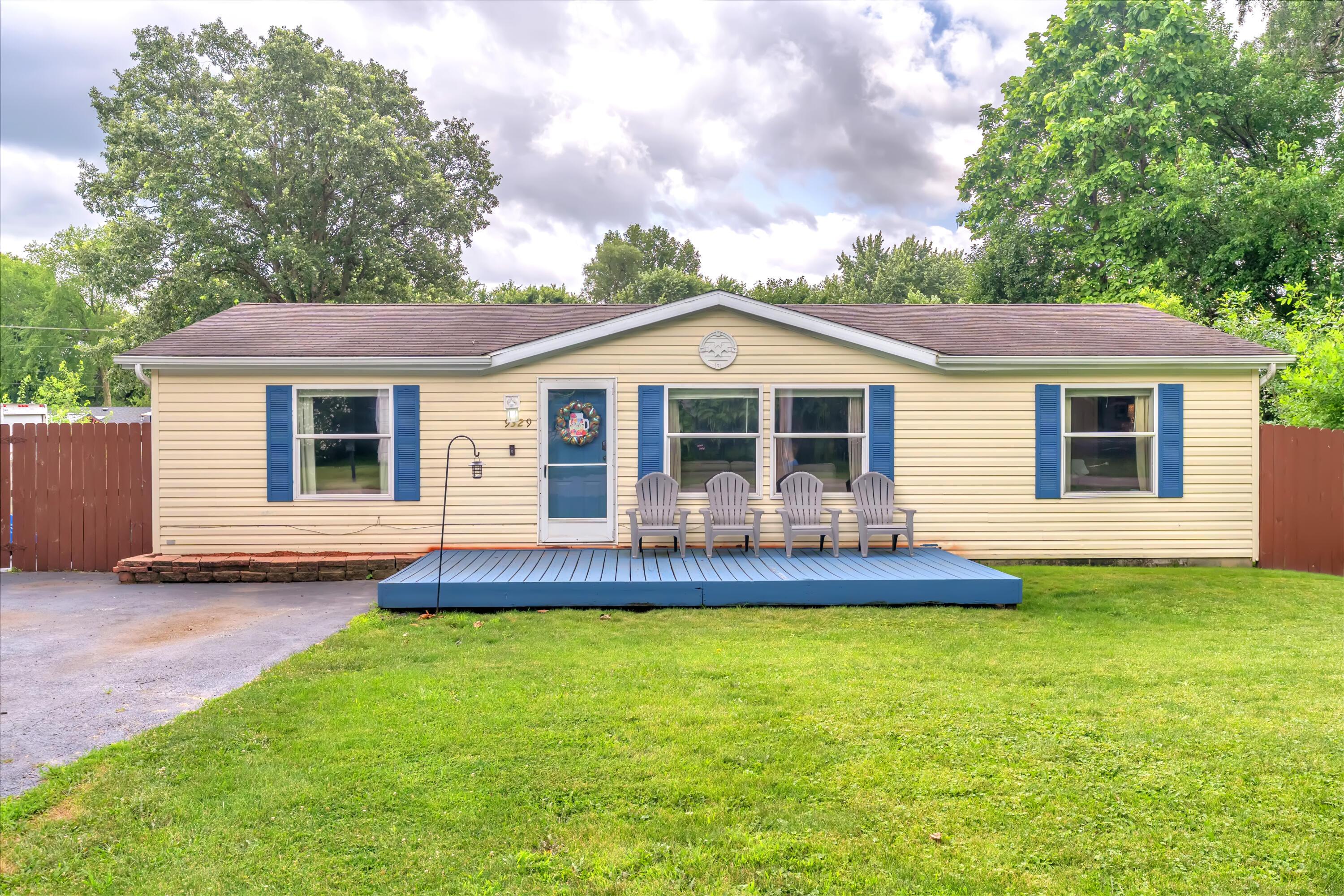 W 142nd Ave, Cedar Lake, IN 46303