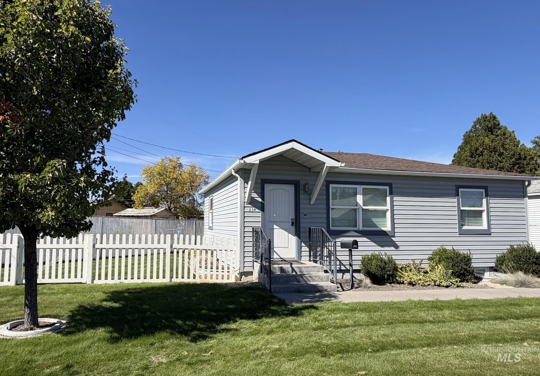 Blue Lakes Blvd, Twin Falls, ID 83301