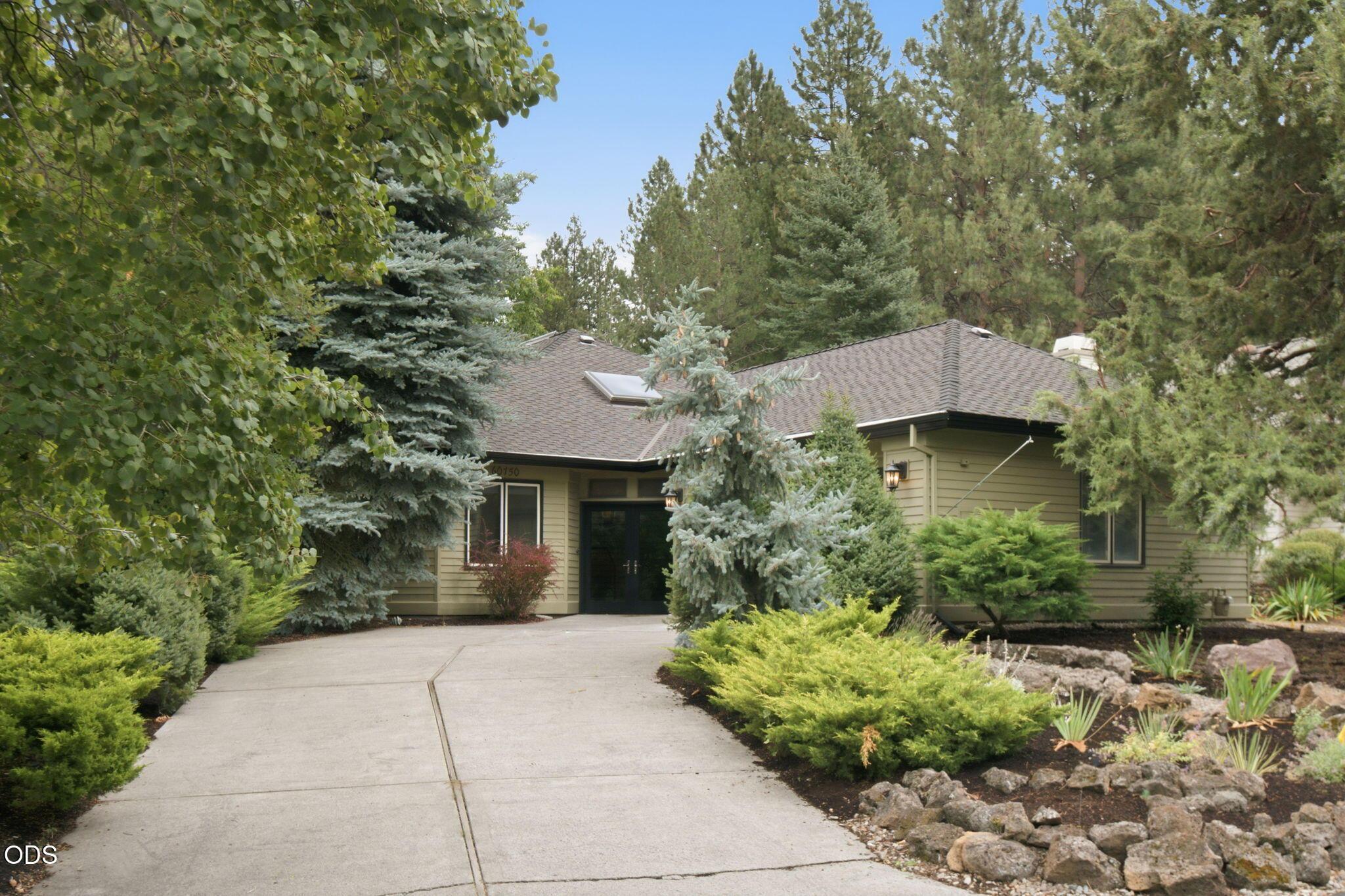 Breckenridge, Bend, OR 97702
