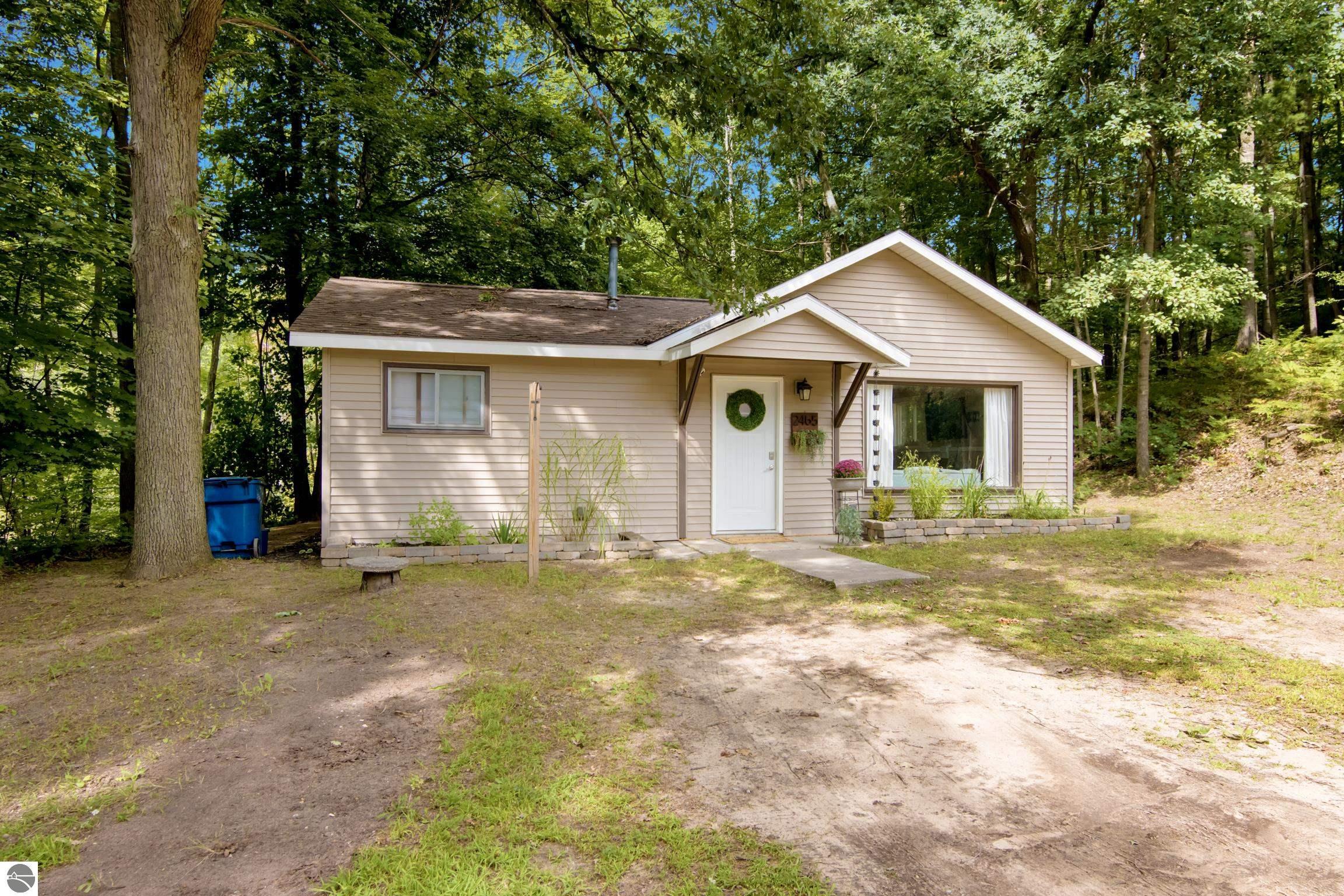 Chandler Rd, Traverse City, MI 49696