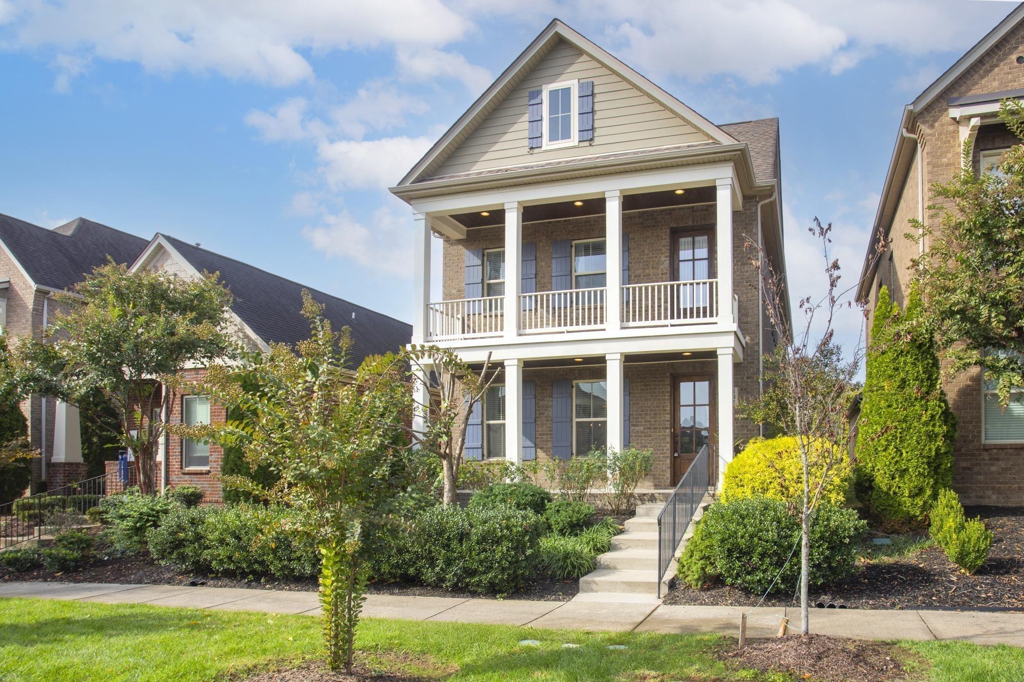 Ashcrest Pt, Hendersonville, TN 37075