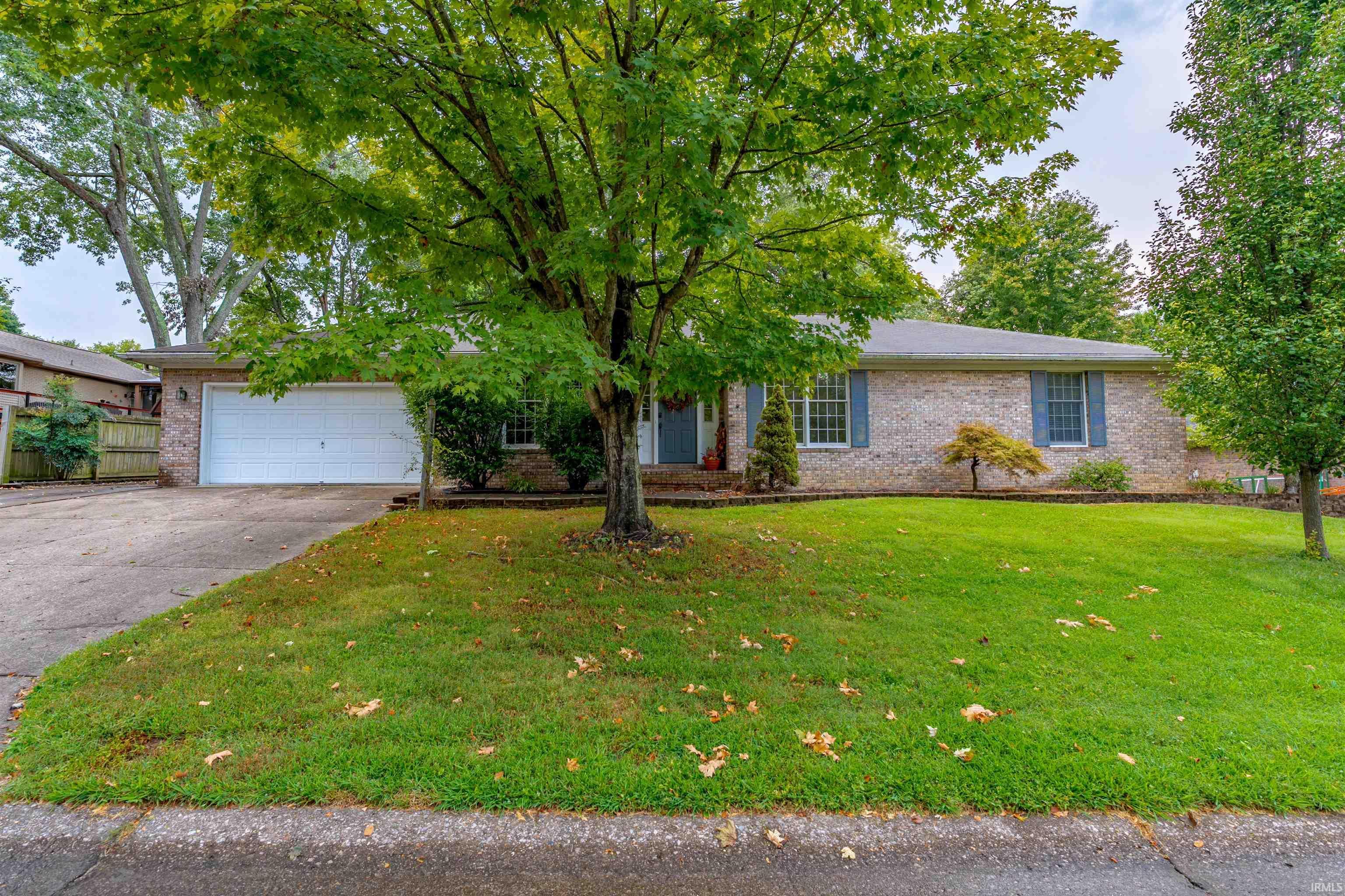 Crestwood Dr, Newburgh, IN 47630