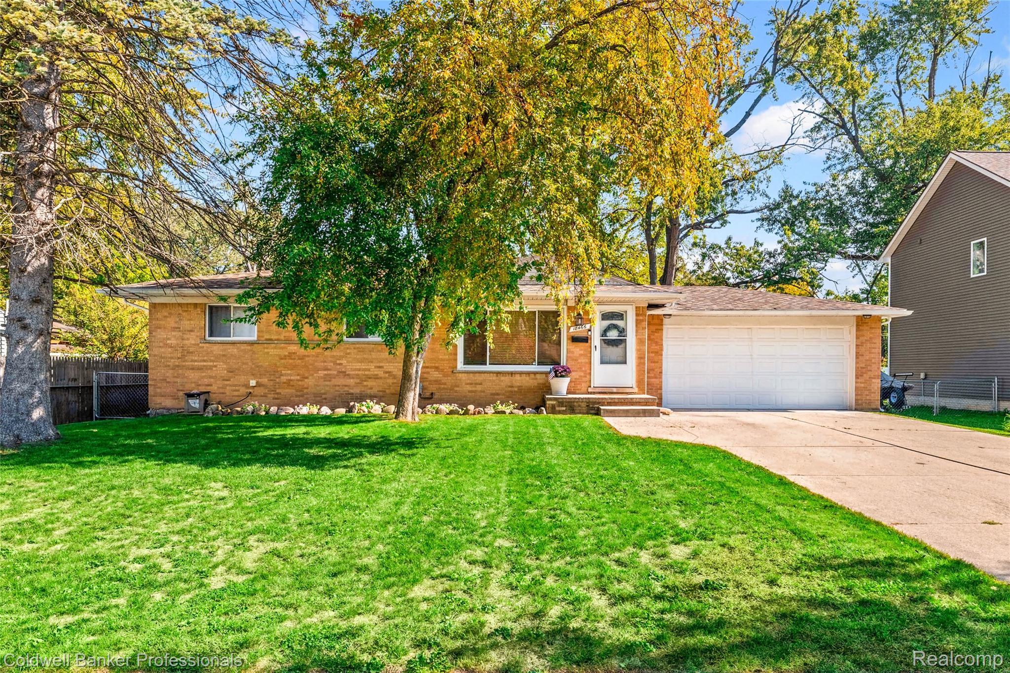 Foch St, Livonia, MI 48152