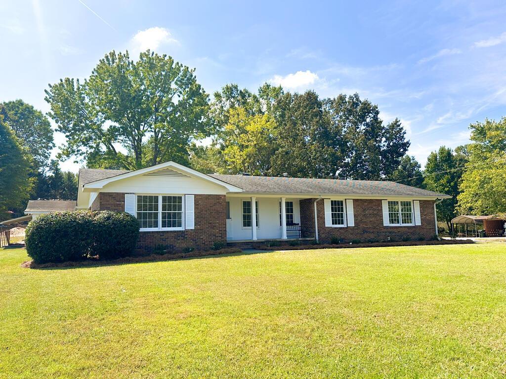 W Crawford St, Dalton, GA 30720