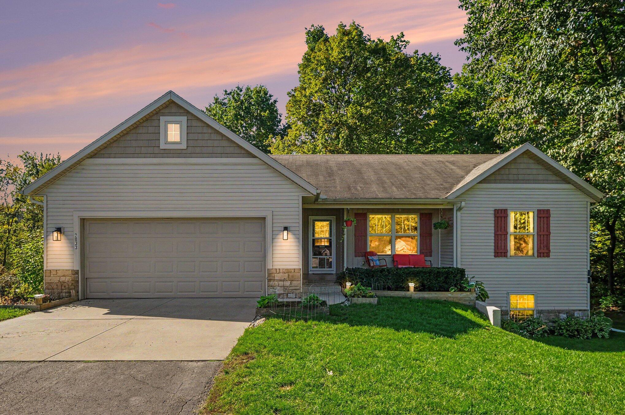 Winston View Dr Ne, Cedar Springs, MI 49319
