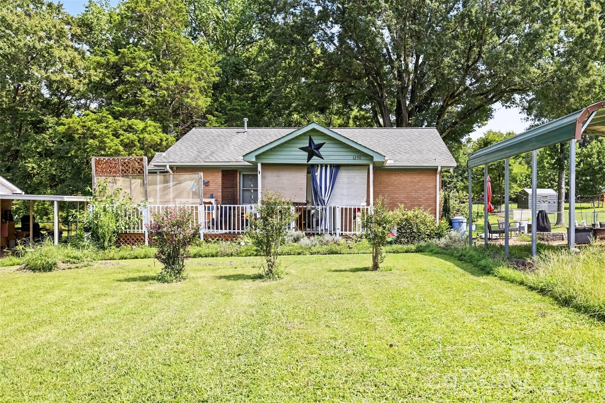 Honeywood Ln, Rock Hill, SC 29730