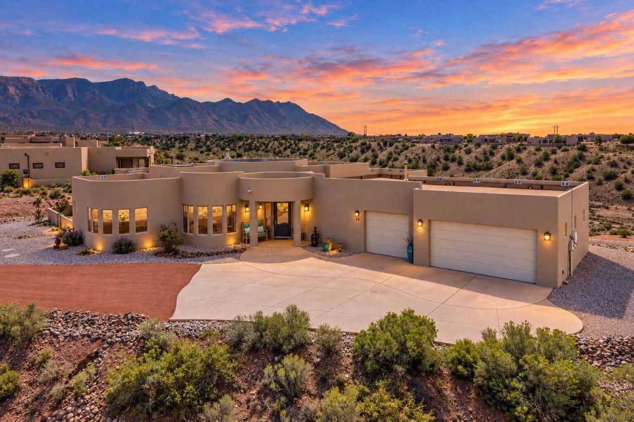 Mimbres Ct, Placitas, NM 87043