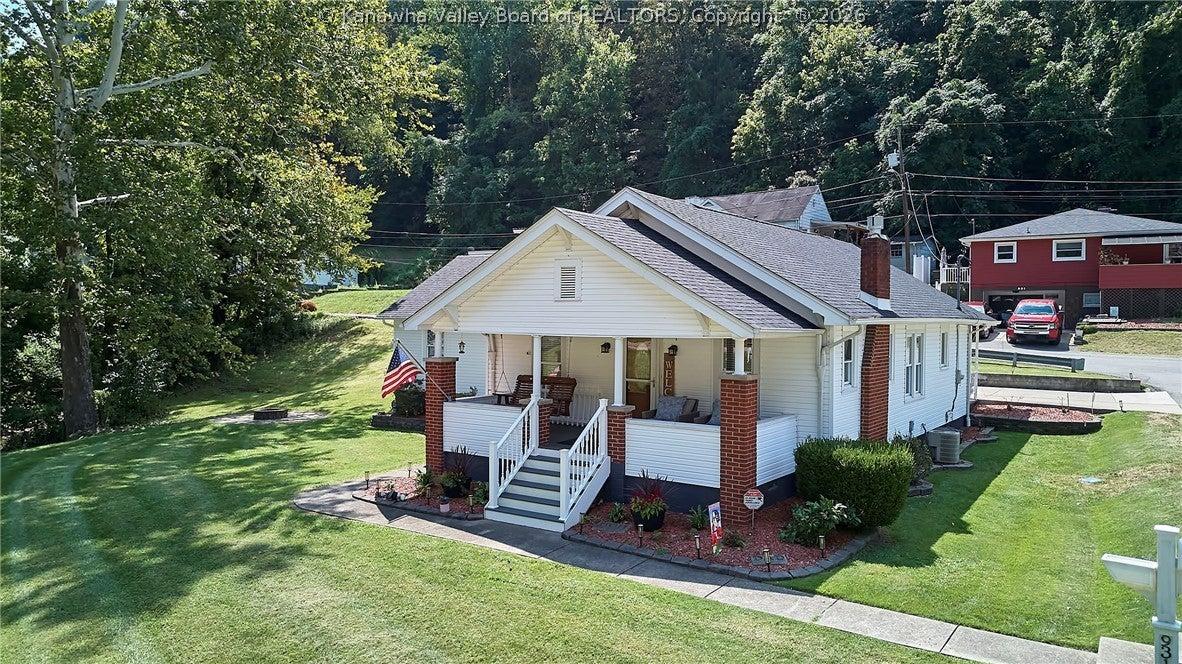 Woodward Dr, Charleston, WV 25387
